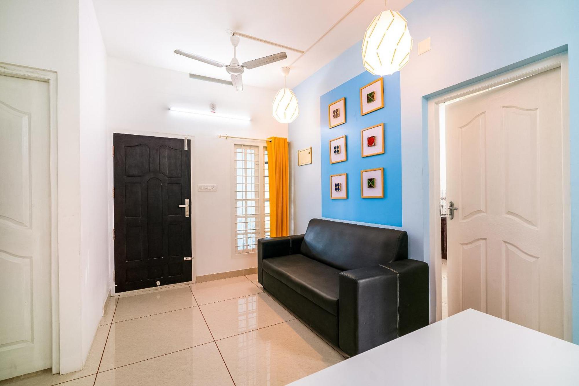 Hotel O Thykoodam Apartments Kochi Exterior photo